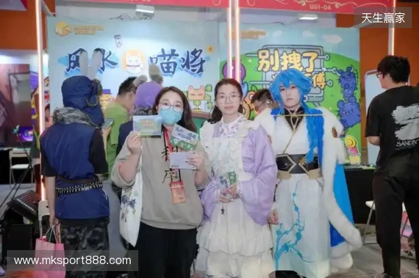 双作齐发：HARRISONWORLD携新作首秀萤火虫漫展